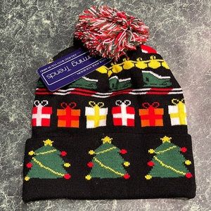 Christmas Presents and Tree toque hat new with tag